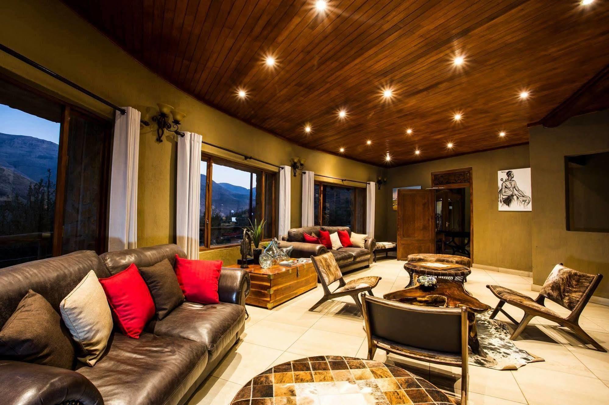 Butha-Buthe Maliba Mountain Lodge מראה חיצוני תמונה
